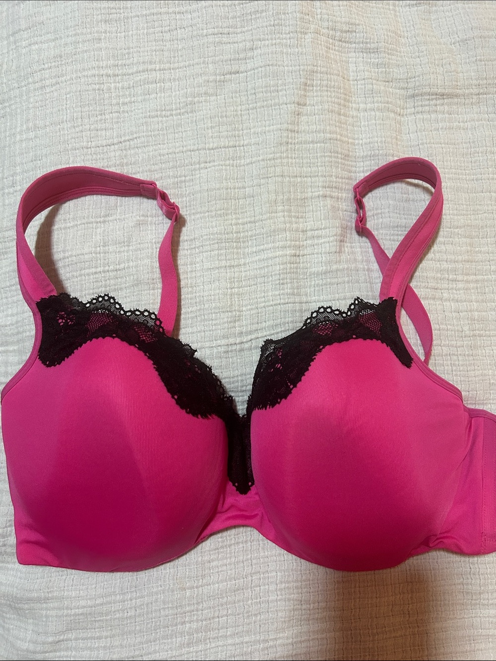Cacique Hot Pink T-Shirt Bra with Black Lace Trim &  Tan Seamless Bra Duo 40DD